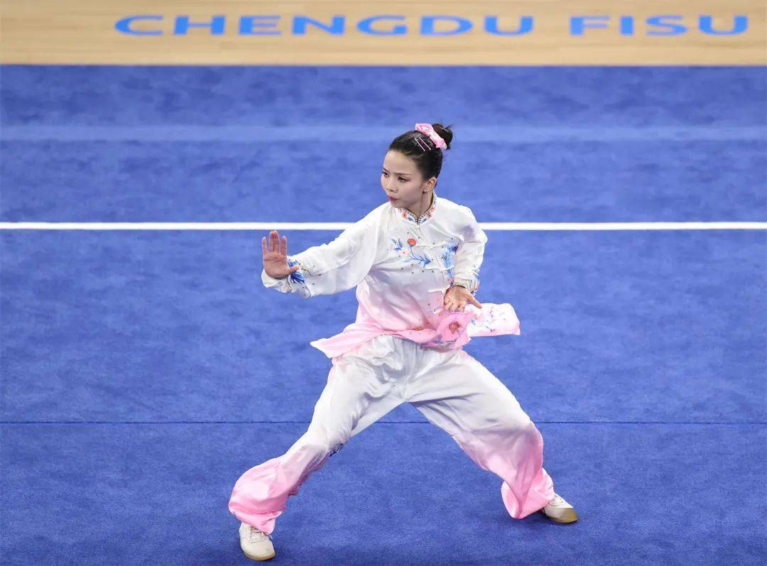 爱游戏正版-莎拉波娃迎来十赛季出色发挥，日本队观众热烈欢呼！比赛高潮迭起的简单介绍