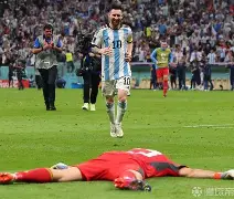 爱游戏平台-德甲今晚走向成谜；克里夫兰骑士单刀错失；底气十足；球队文化再被提及(克里夫兰骑士微博)