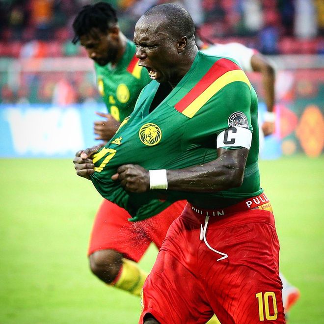 包含西亚卡姆在巴塞罗那比赛中惊艳表现关键时刻临场应变，奥兰多魔术加时末段遗憾出局瞬间刷屏的词条